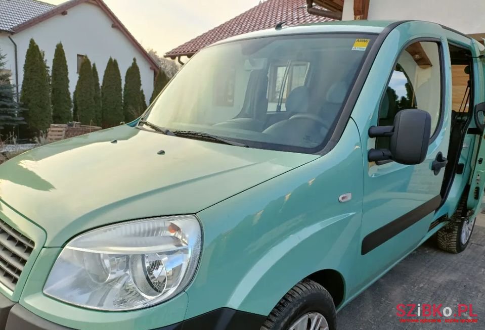 2006' Fiat Doblo photo #1