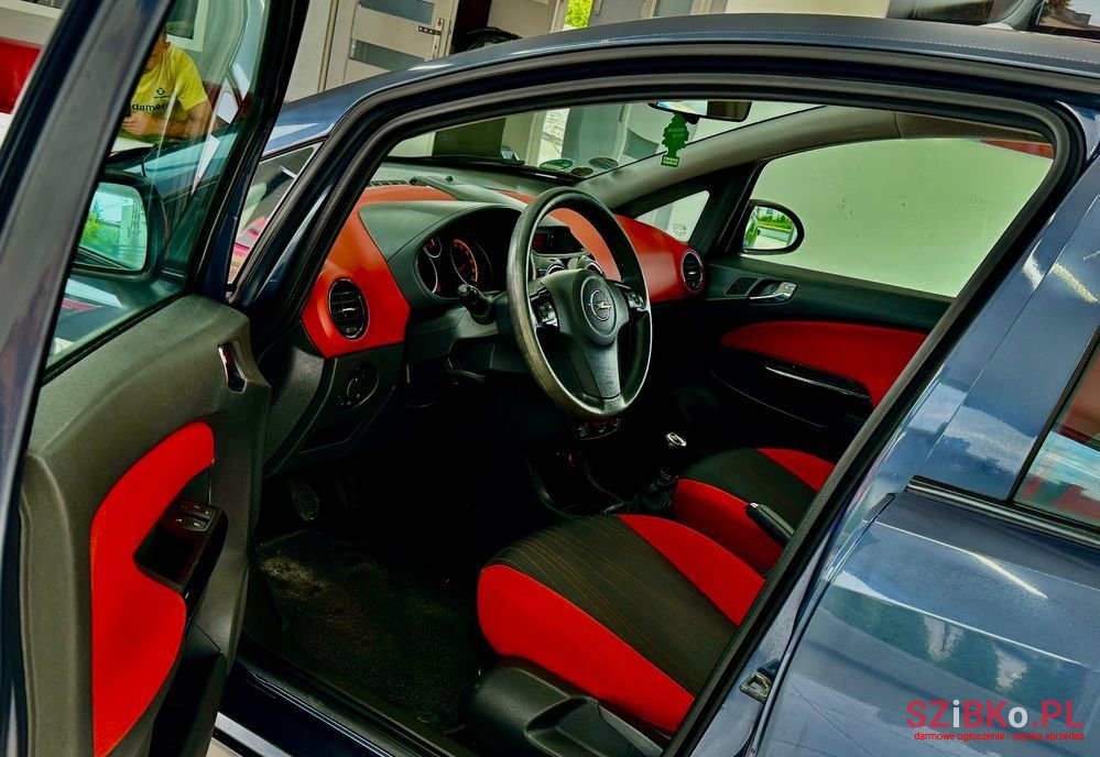 2008' Opel Corsa 1.4 16V Edition photo #3