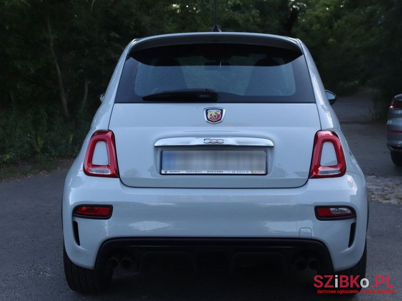 2019' Abarth 595 photo #5