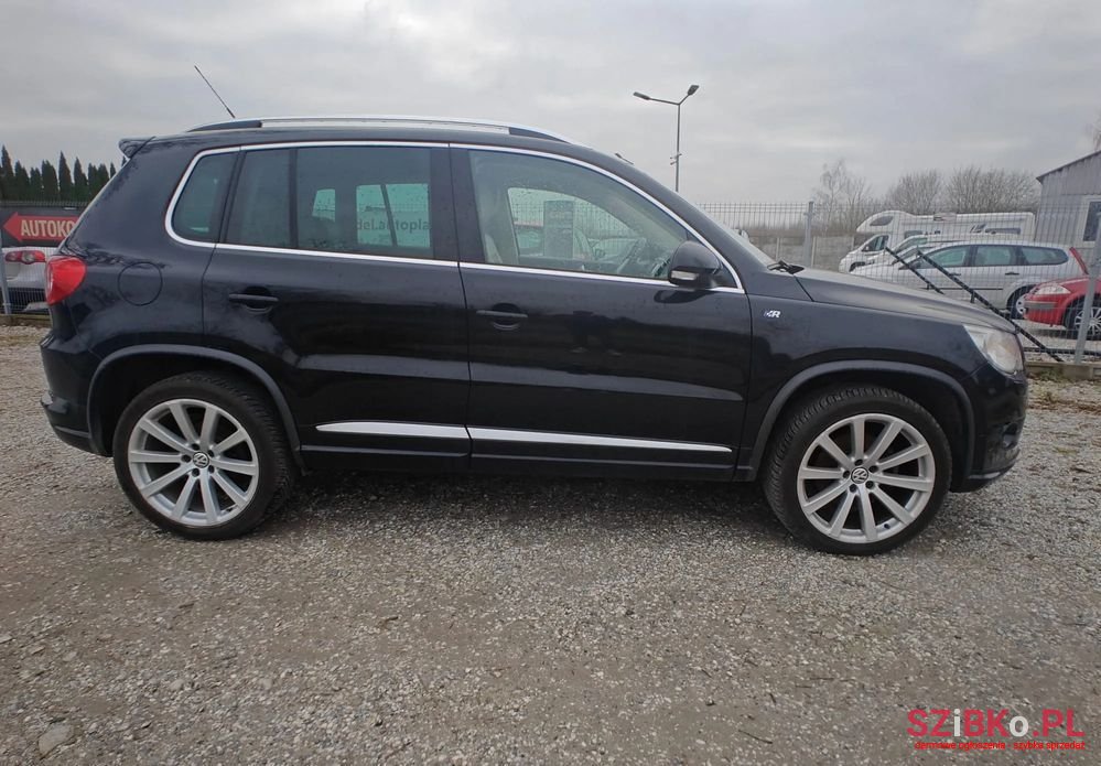 2009' Volkswagen Tiguan photo #3