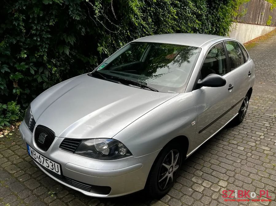 2003' SEAT Ibiza photo #1