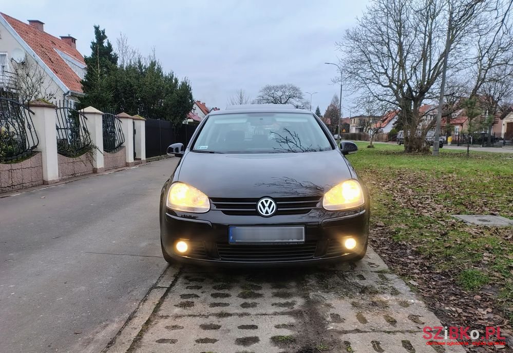 2007' Volkswagen Golf photo #1