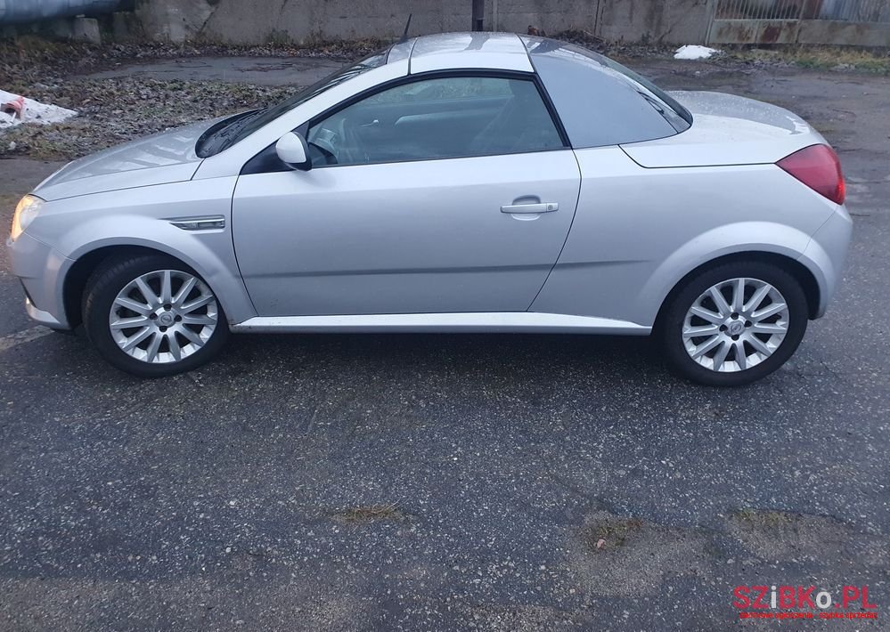 2005' Opel Tigra 1.8 Sport photo #2