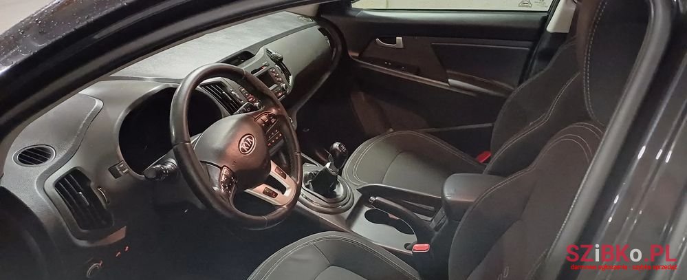 2011' Kia Sportage 1.6 Gdi L 2Wd photo #5