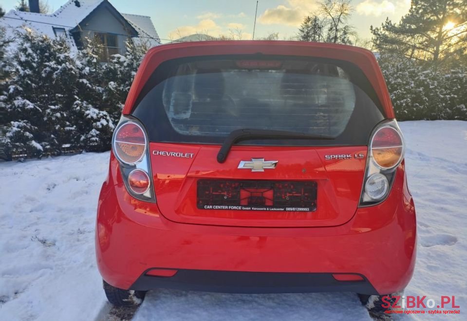 2011' Chevrolet Spark photo #4