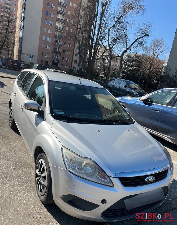 2009' Ford Focus photo #2