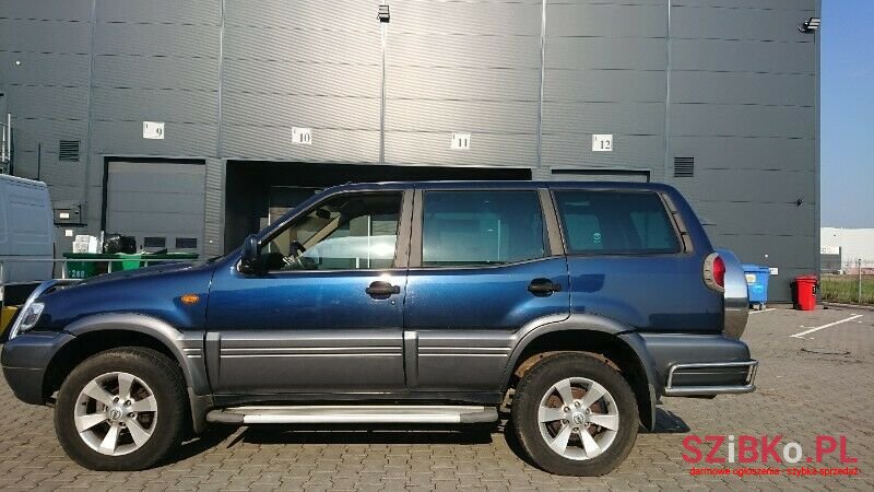 2004' Nissan Terrano photo #6