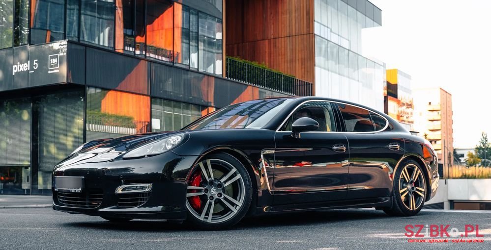 2011' Porsche Panamera Turbo Pdk photo #5