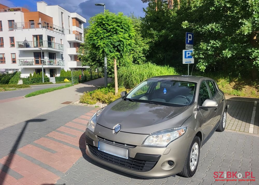 2009' Renault Megane photo #4