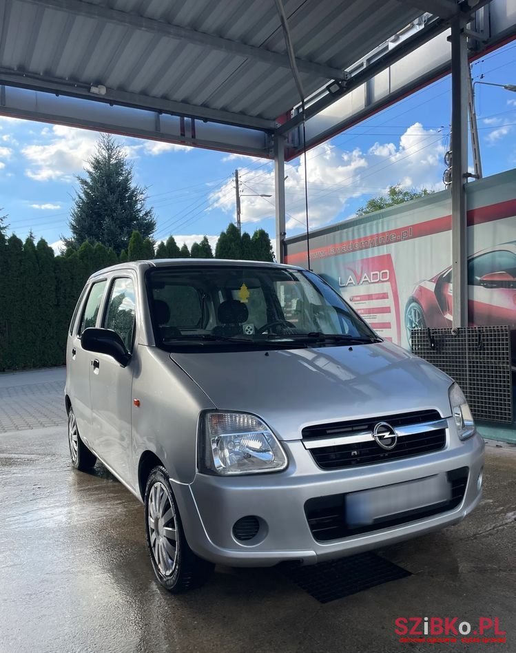 2004' Opel Agila 1.0 Start photo #1