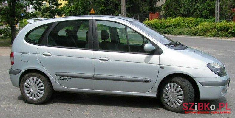 2002' Renault Scenic photo #1