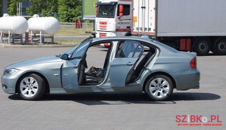 2006' BMW Seria 3 photo #1