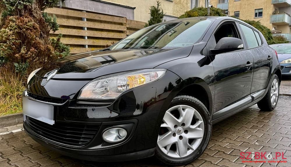2012' Renault Megane 1.6 16V Generation photo #2
