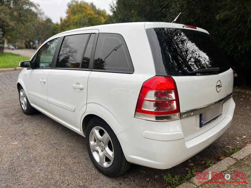 2008' Opel Zafira 1.7 Cdti 111 photo #5