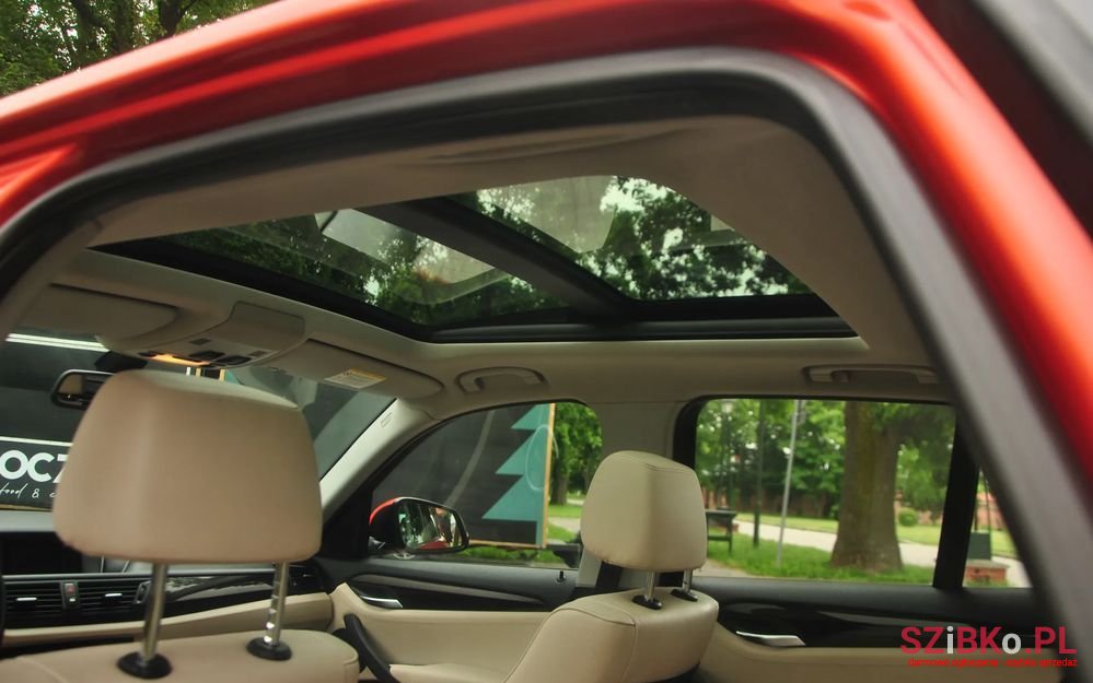 2013' BMW X1 Xdrive photo #4