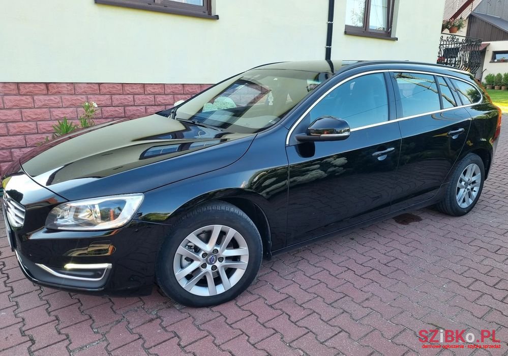 2015' Volvo V60 photo #6