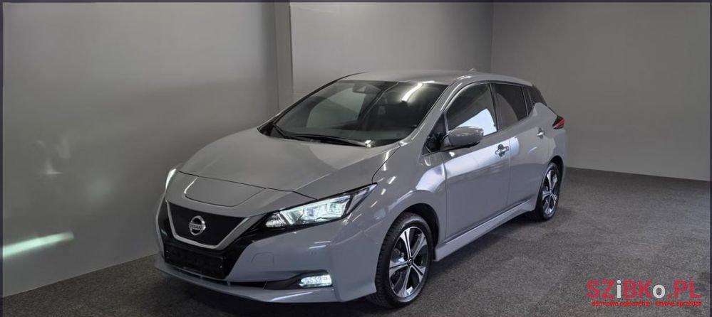2021' Nissan Leaf photo #4