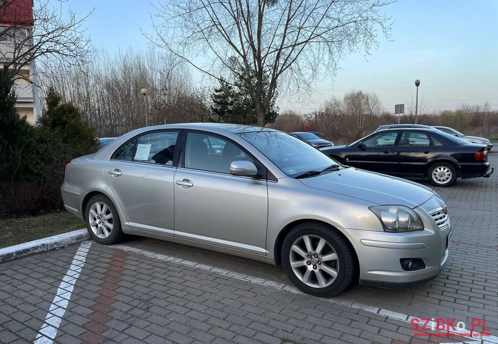 2006' Toyota Avensis photo #4