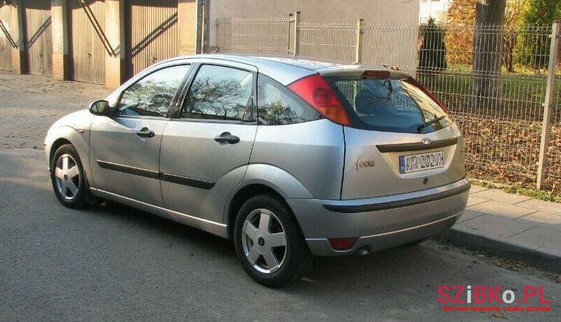 2004' Ford Focus photo #4