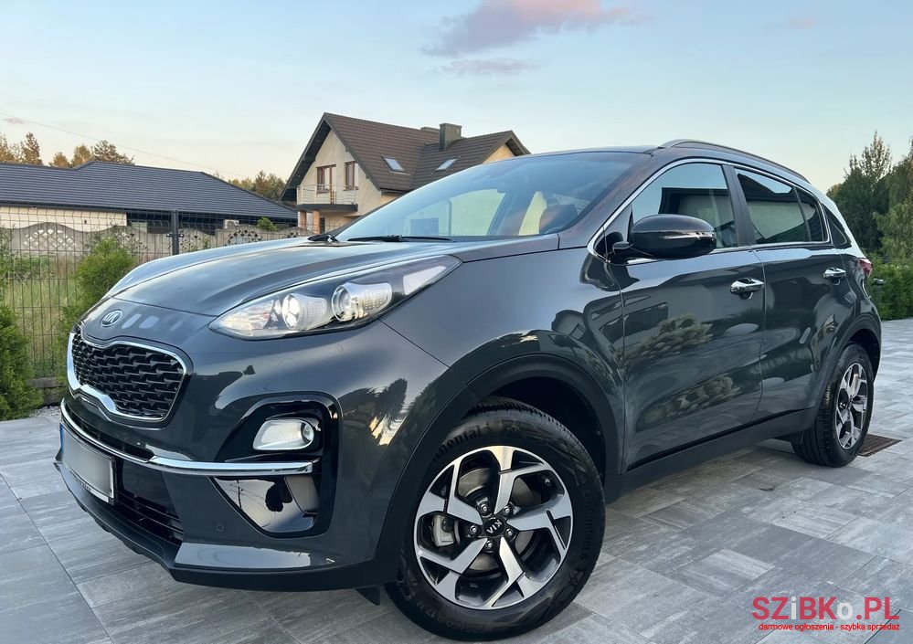 2020' Kia Sportage photo #3
