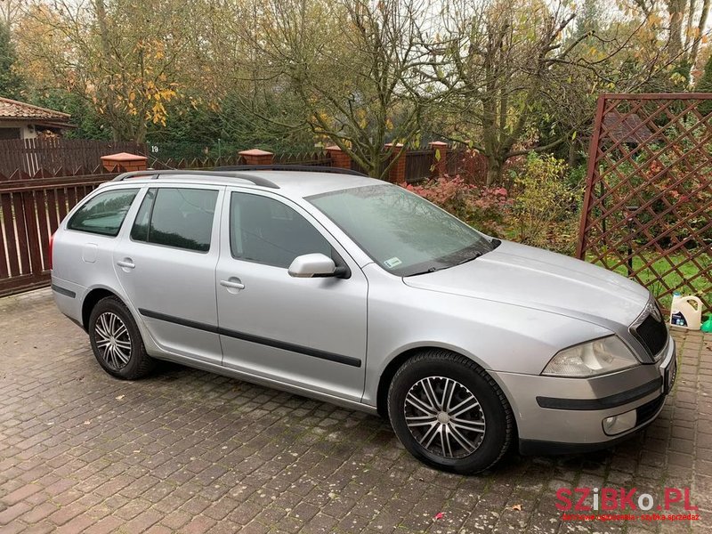 2008' Skoda Octavia 1.9 Tdi Ambiente photo #1