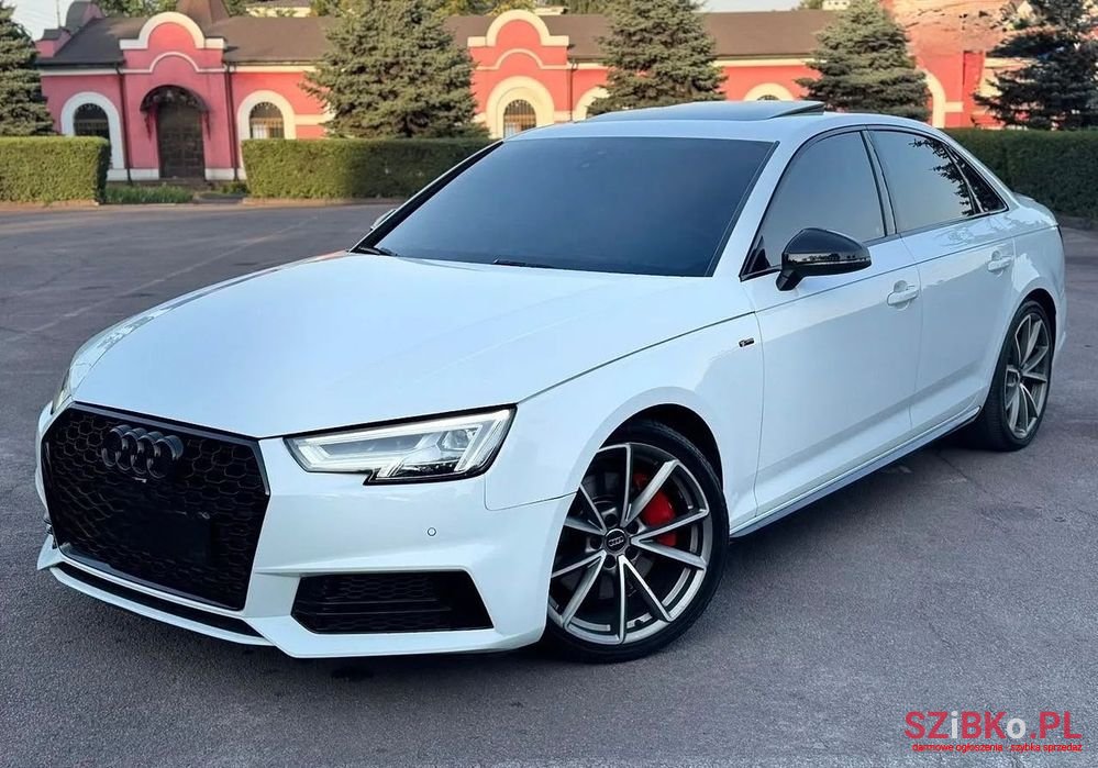 2017' Audi A4 Limousine photo #5