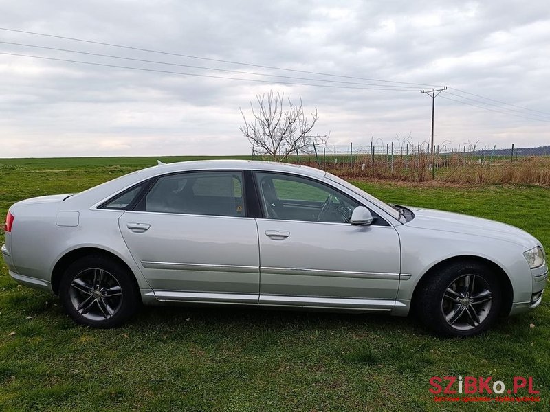 2007' Audi A8 photo #3