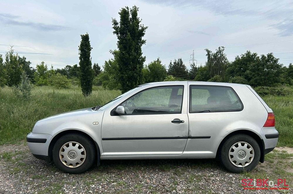 1999' Volkswagen Golf 1.6 Basis photo #4