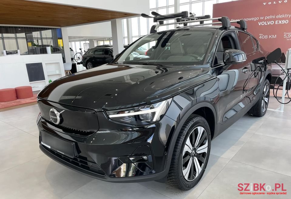 2023' Volvo C40 photo #2