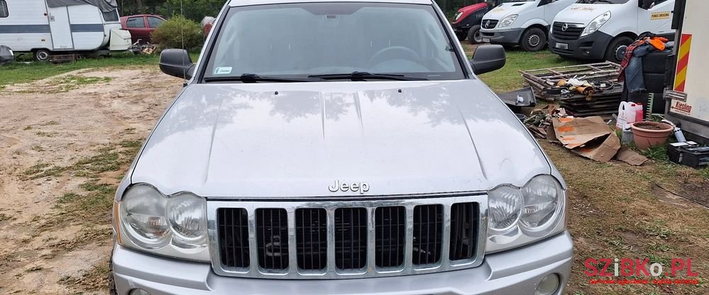 2005' Jeep Grand Cherokee photo #6