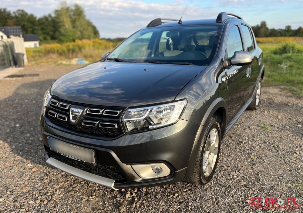 2019' Dacia Sandero Stepway photo #1