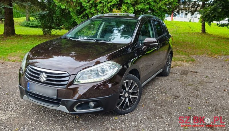 2013' Suzuki SX4 1.6 Premium photo #1