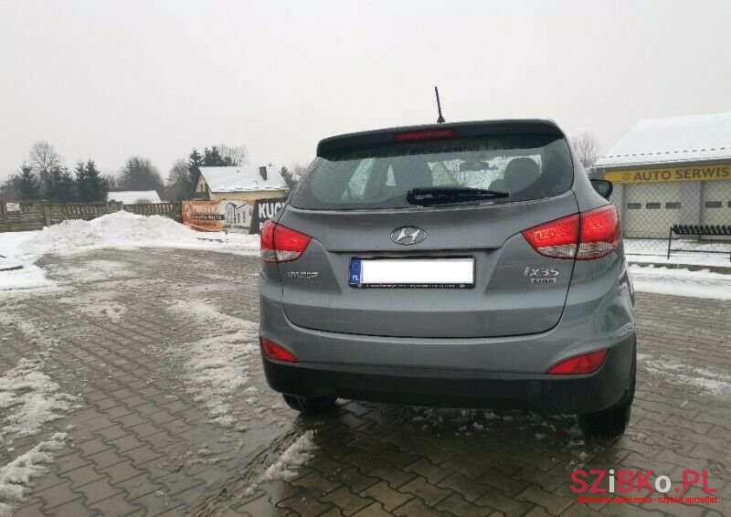 2011' Hyundai ix35 photo #4