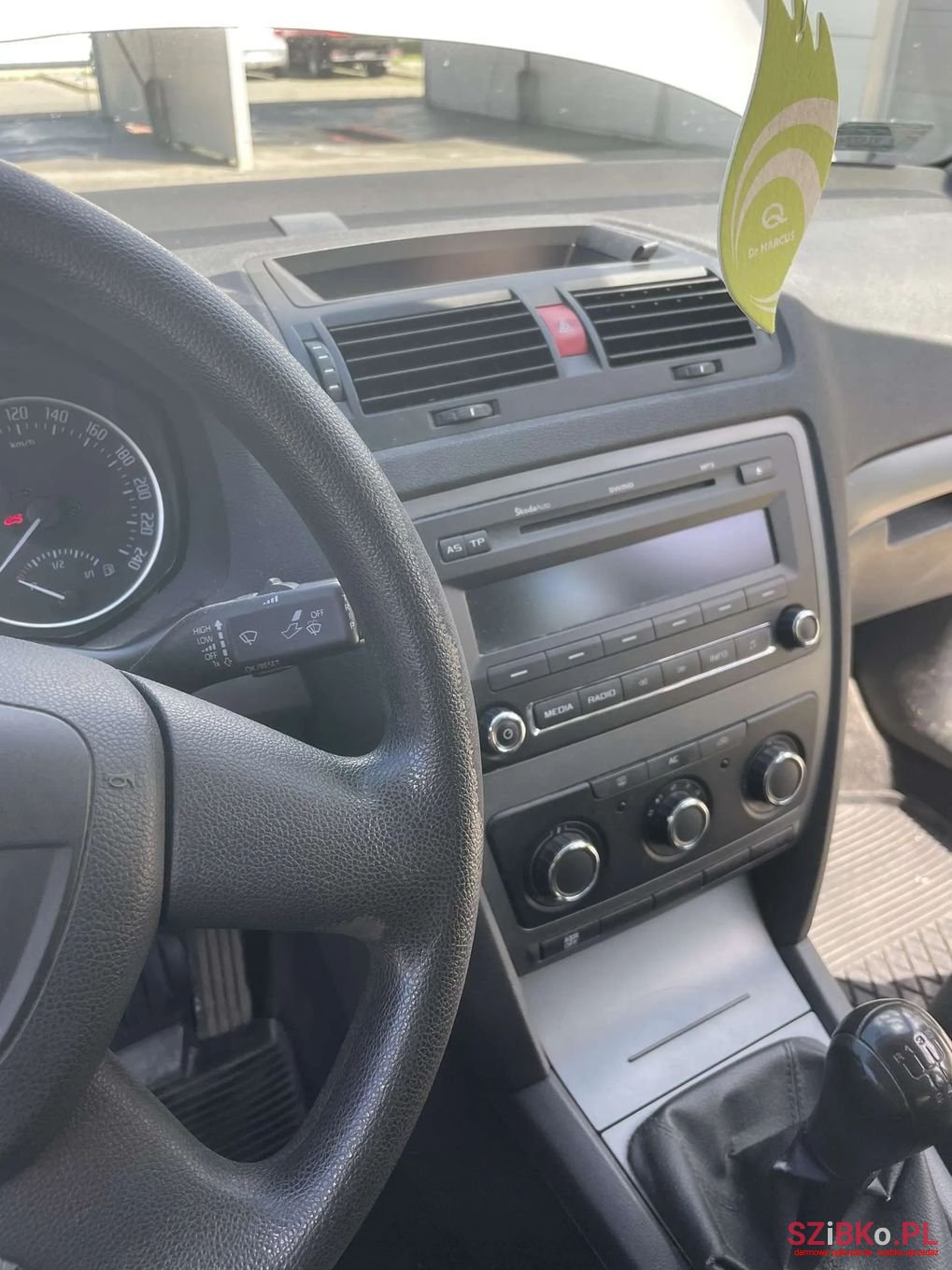 2012' Skoda Octavia photo #3