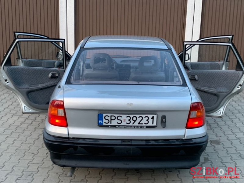 1993' Opel Astra photo #6