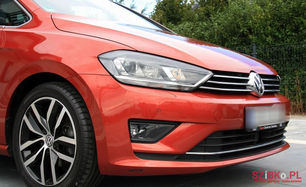 2014' Volkswagen Golf photo #5