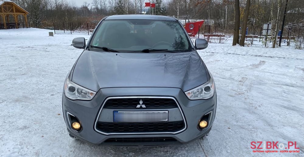 2015' Mitsubishi ASX 1.6 Di-D 2Wd Top photo #3