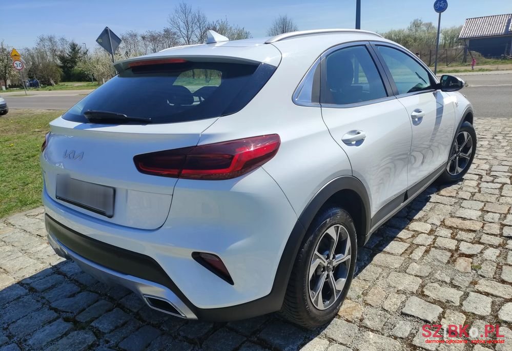 2021' Kia XCeed photo #4