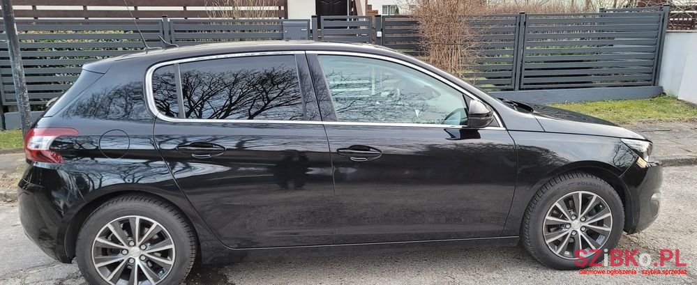 2017' Peugeot 308 photo #2