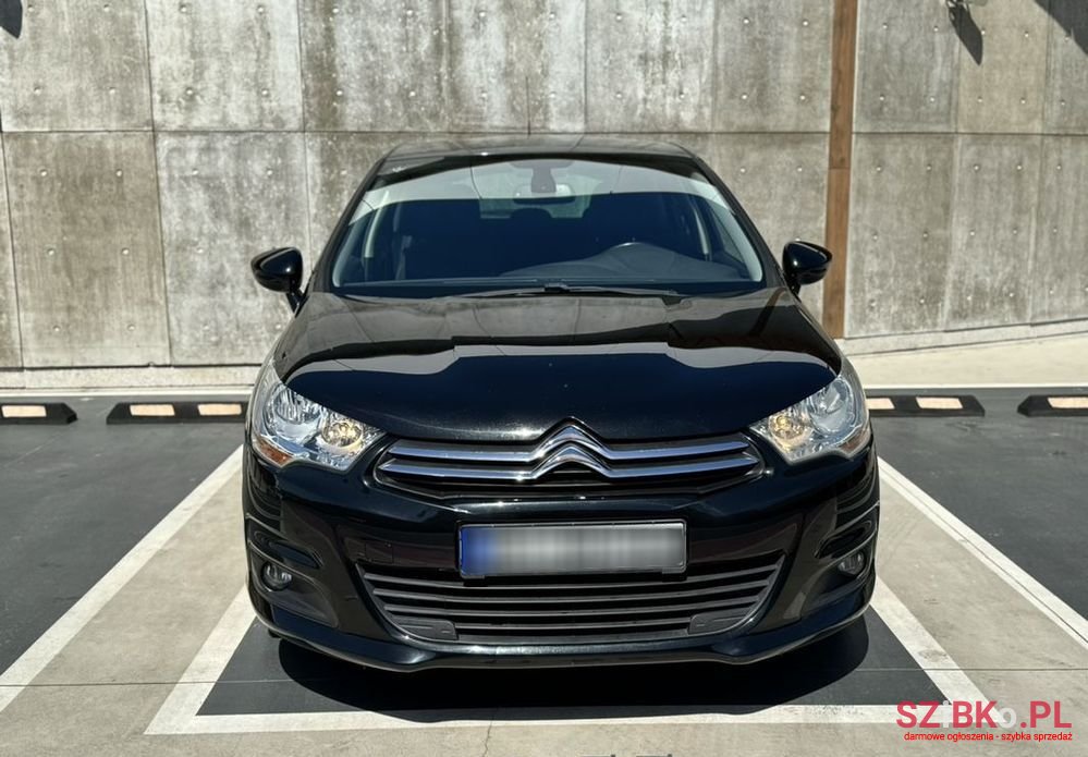 2011' Citroen C4 Vti 95 Selection photo #2