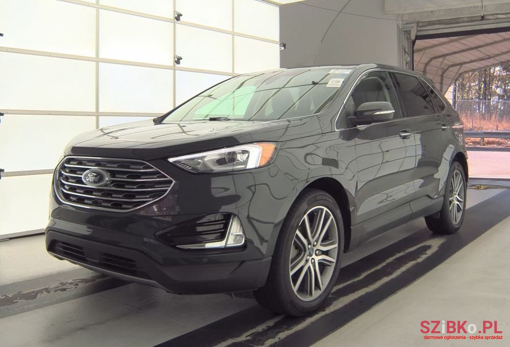 2021' Ford Edge Titanium photo #1