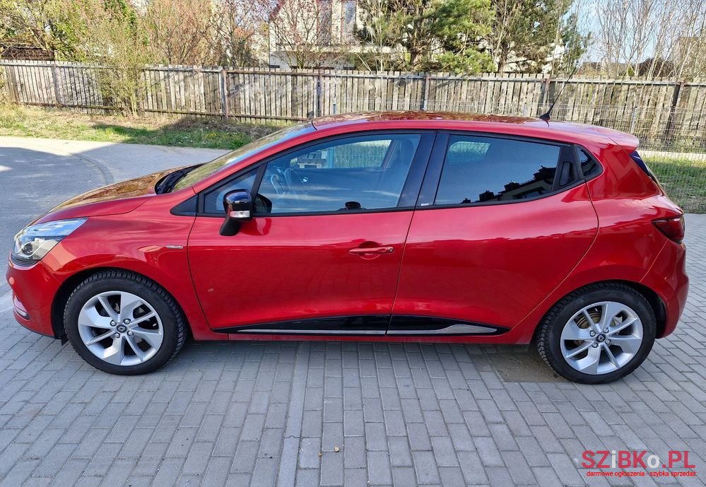 2017' Renault Clio photo #5