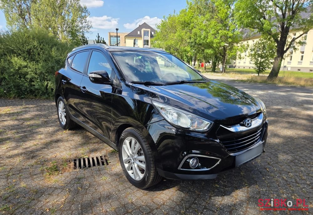 2012' Hyundai ix35 photo #2