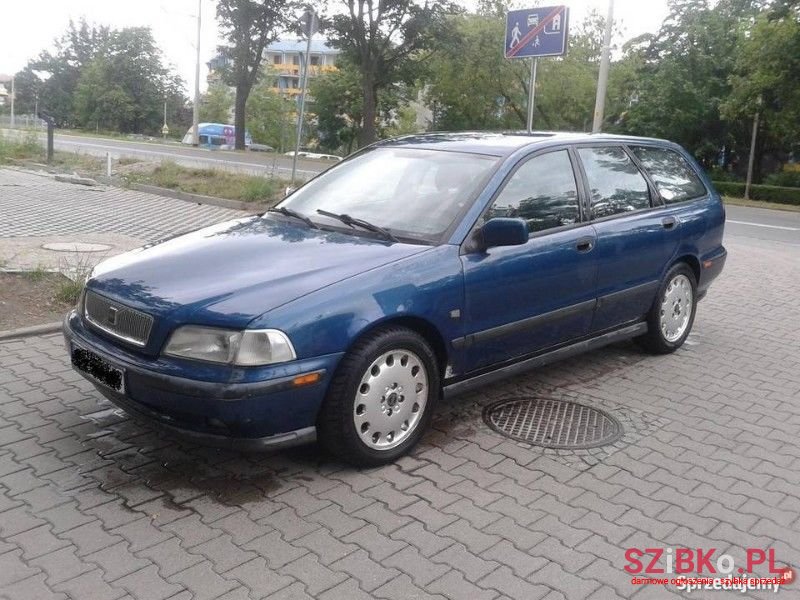 2000' Volvo V40 photo #1