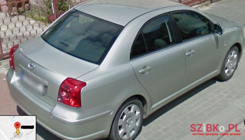 2004' Toyota Avensis photo #1