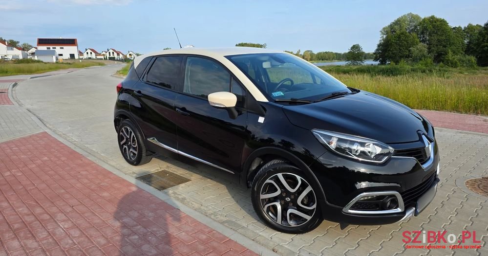 2015' Renault Captur photo #1
