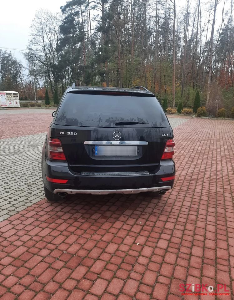 2005' Mercedes-Benz Ml 320 Cdi 4-Matic photo #5
