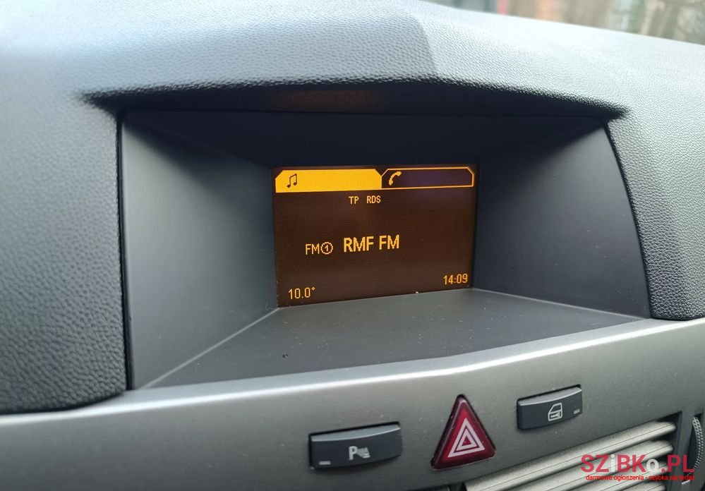 2006' Opel Astra photo #4