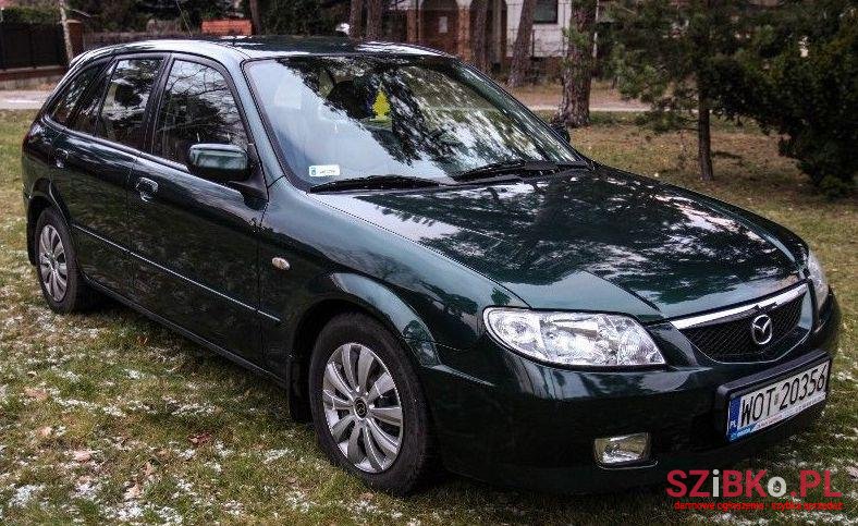 2002' Mazda 323 photo #1