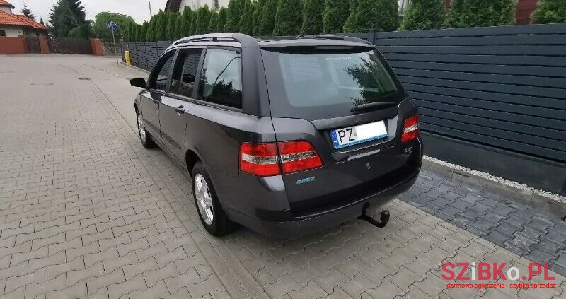 2004' Fiat Stilo photo #5